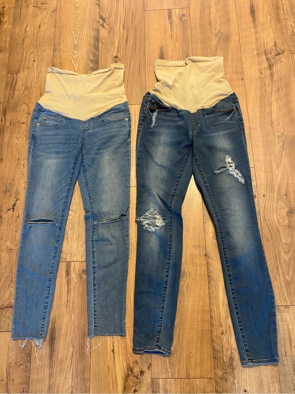 Maternity Skinny Jeans with Beige Overband Size 25 / 26 Articles of Society LED